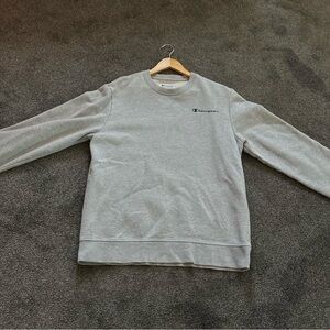 Champion Men’s Gray Crewneck Sweatshirt with Small Logo